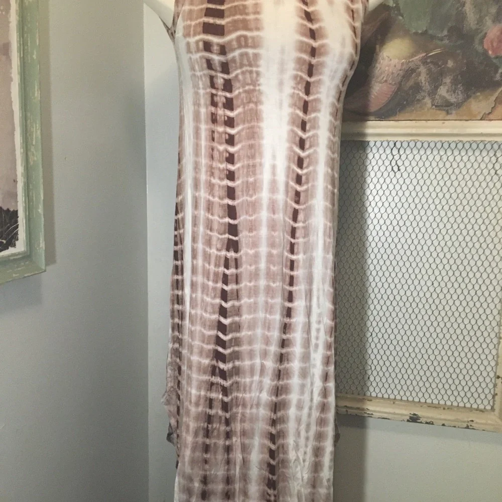 NEW Sleeveless Tie-Dye Maxi Dress - Picture 3 of 5